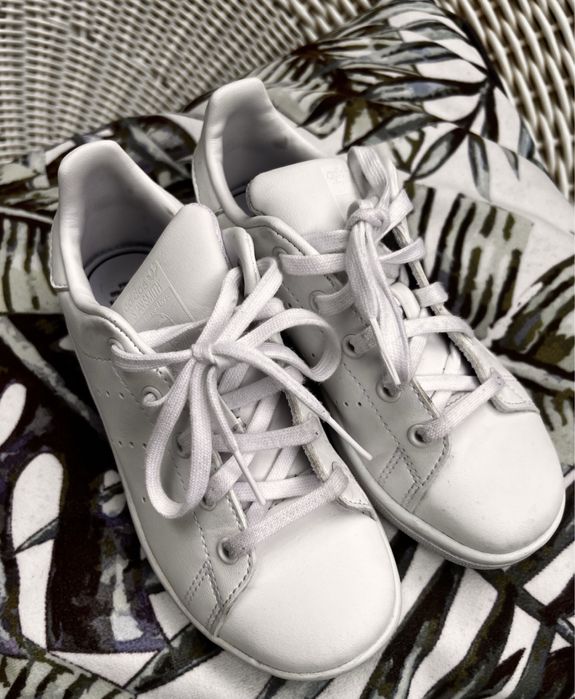 Tenis Adidas -smith-originais( criança)