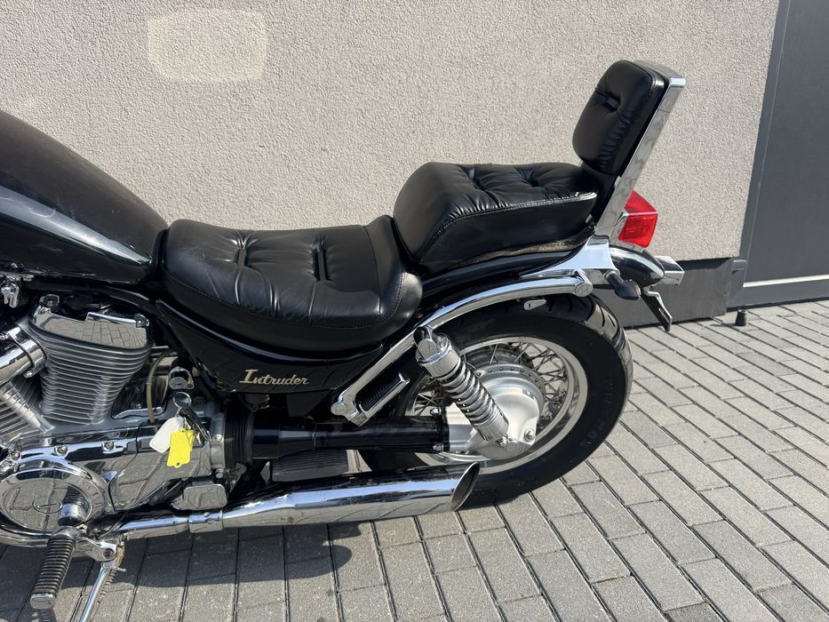 Suzuki Intruder VS750