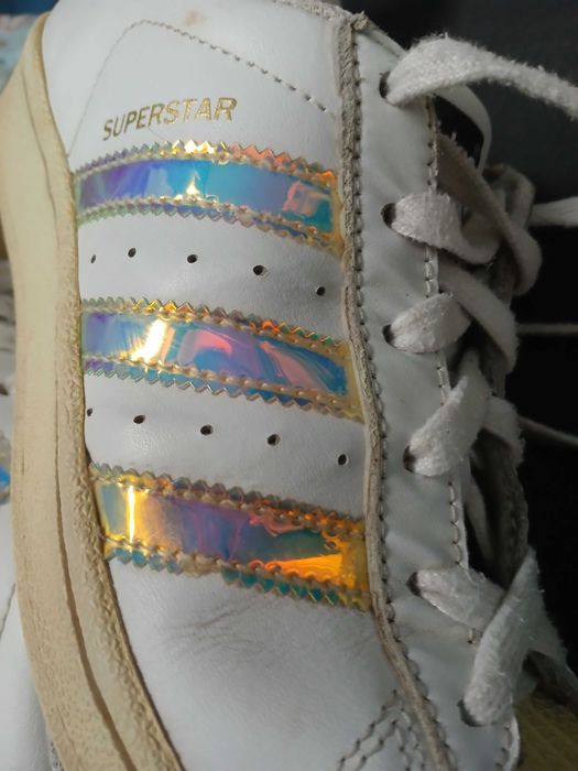 Sapatilhas Adidas Originals Superstar unissexo branco/iridiscente -35½