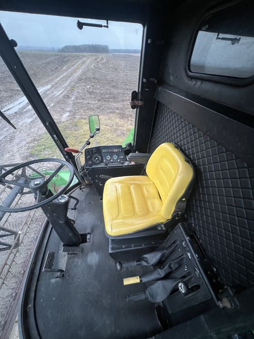 Свіжопривезений комбайн John Deere 1075 жатка 4,2м