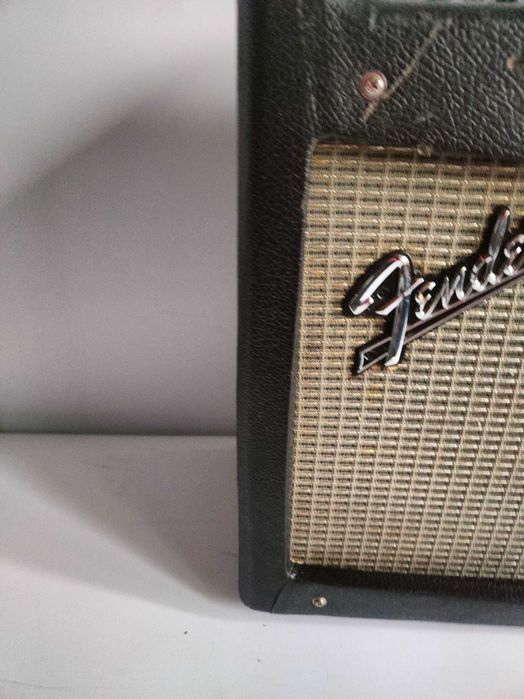 Fender Mustang I V2 wzmacniacz combo gitarowe w złym stanie uszkodzone
