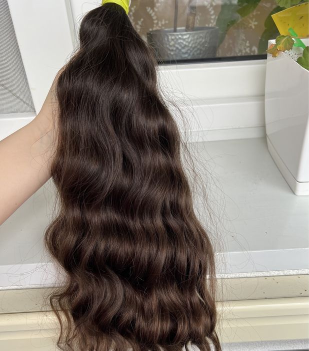 Wlosy dziewicze 52 cm 135 gr falowane kręcone