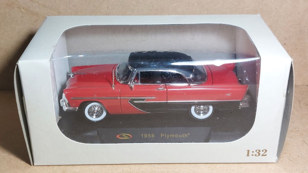 Signature Models 1956 Plymouth 1:32