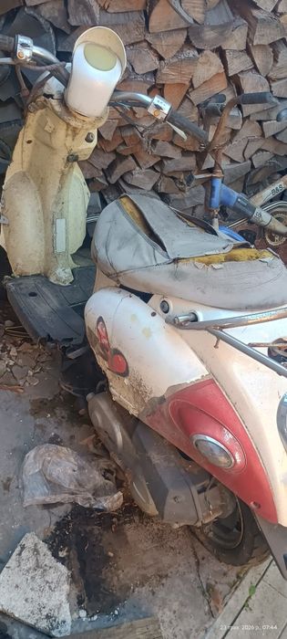 Продам скутер на відновлення або запчастини