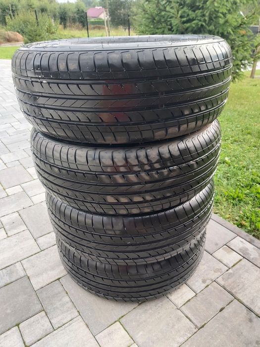 Opony letnie 16x 215x60 rok 2024