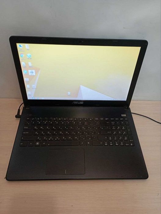 Ноутбук Asus x501u AMD E-450/RAM4GB/HDD1000GB/Radeon HD6320