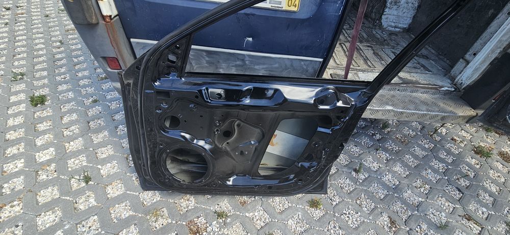 Porta frente direita AUDI A4 de 2007 a 2017