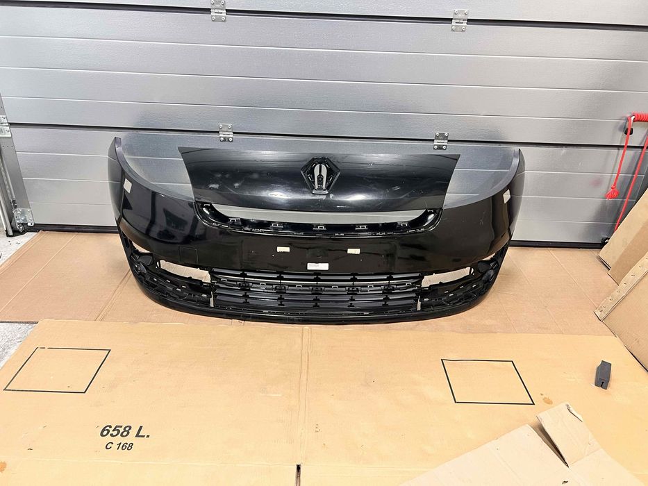 Бампер Renault Scenic 2012-2016 OV369 Білий