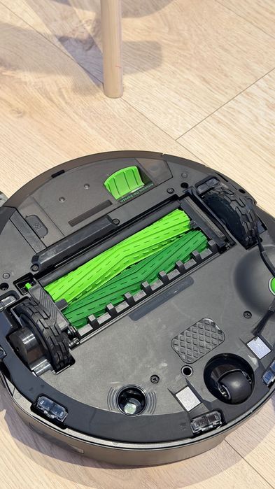 Irobot roomba combo j7+