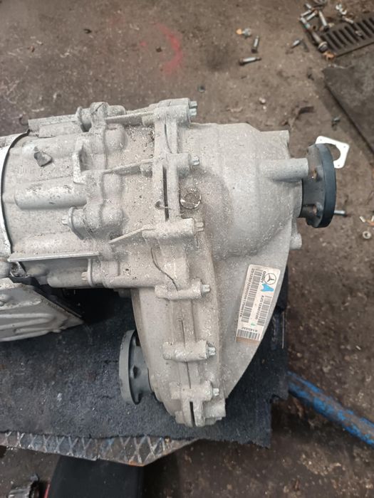 Skrzynia biegów Mercedes ML500 a2512801200 5.5 V8 Reduktor kompletna konwerter