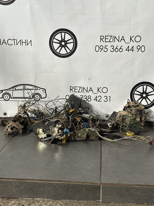 Центральні замки дверей Volkswagen LT,Mercedes Sprinter 901-903