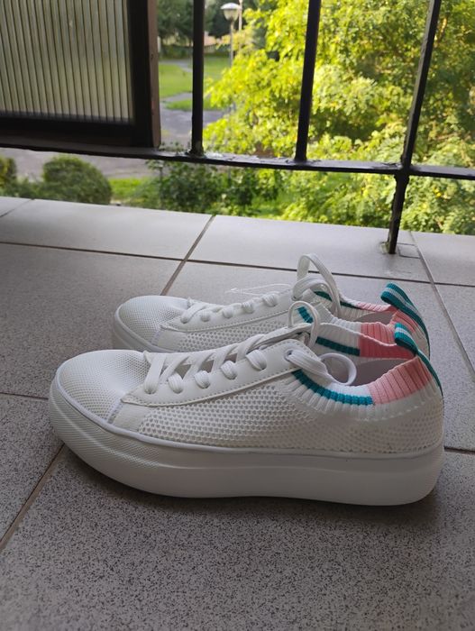 Adidaski Alpine Pro 37 Nowe