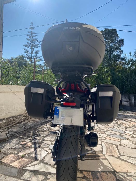 Mota só com 7300 kms! Oportunidade