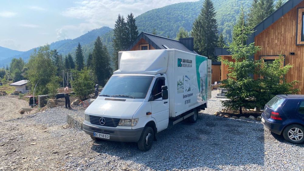 Вивіз сміття, бою, хламу. Утилізація, вантажники.