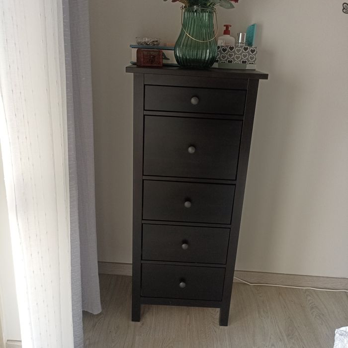 Camiseiro branco ikea