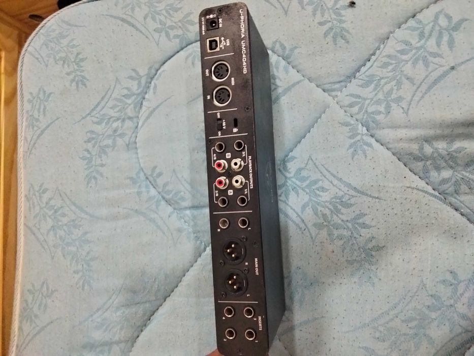 Interface de áudio behringer64584707139459121