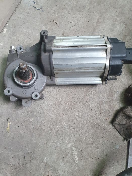 Рулевая рейка VAG 1039R02750