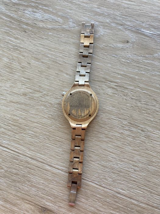 Zegarek z bambusową bransoletą