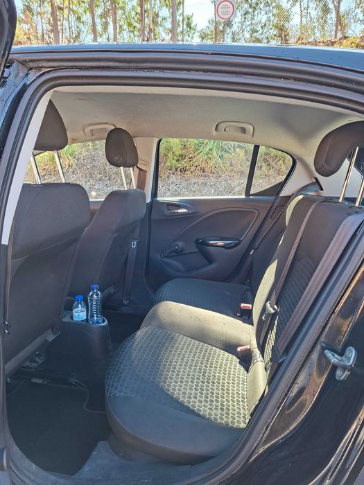 Carro Opel Corsa-E