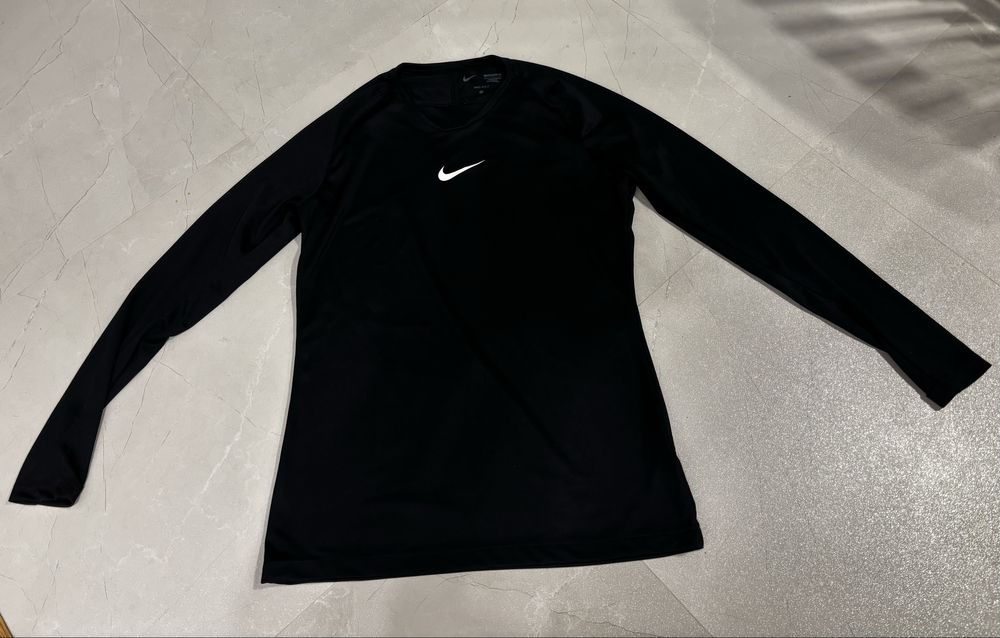 Koszulka termoaktywna Nika czarna dlugi rękaw L