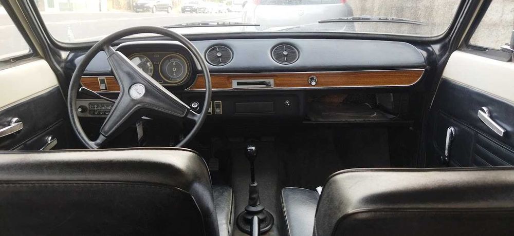 Ford 1100 carro de 1971