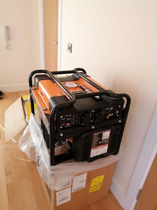 генератор IMPAX 2800 Inverter