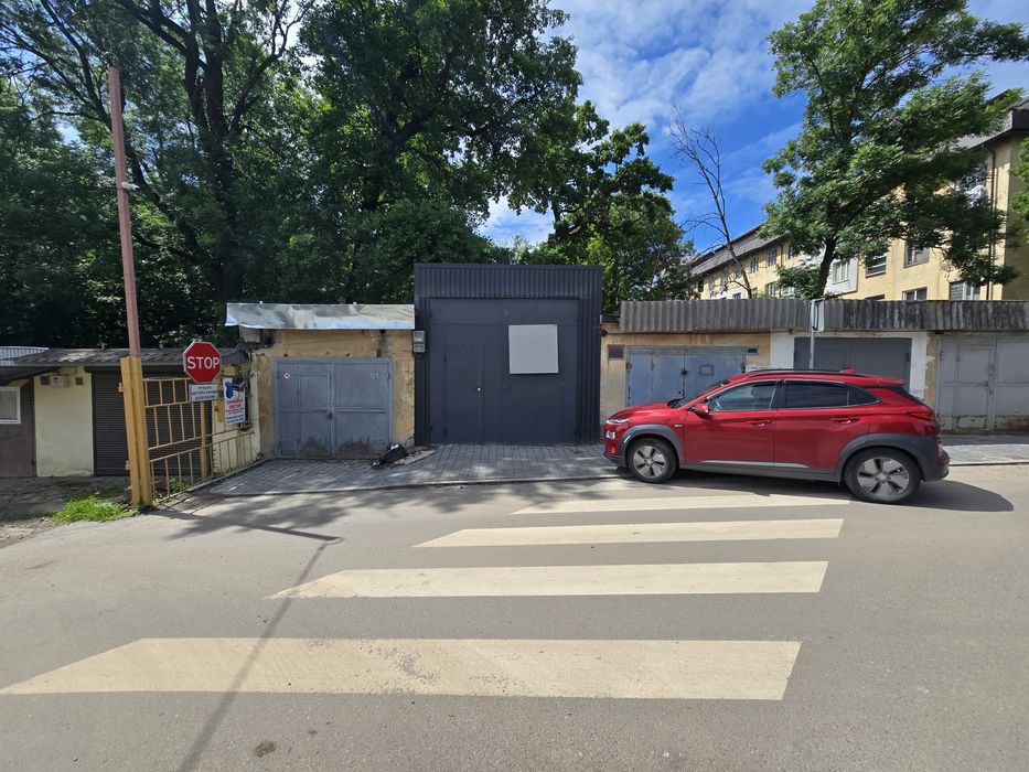 Гаражний бокс , сервіс