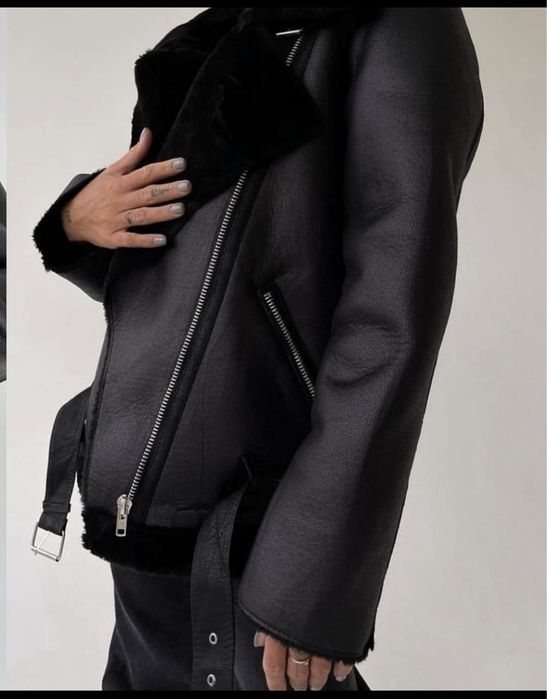 Дублянка жіноча чорна Нова