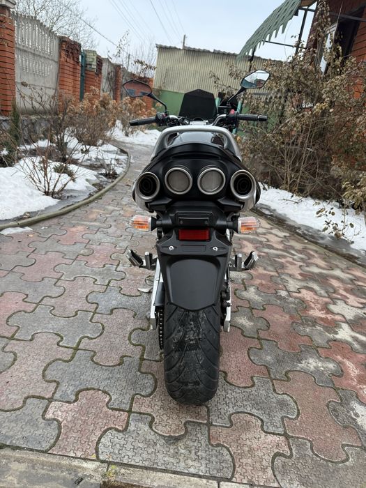 Suzuki GSR400 розмитнений