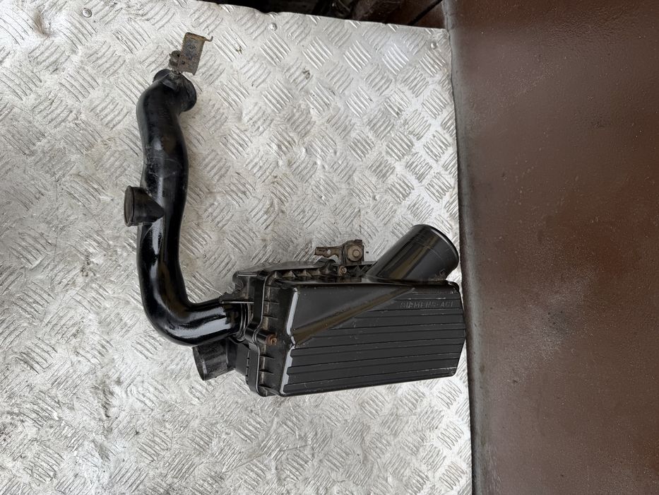 Корпус воздушного фильтра хонда аккорд 5 год 95 honda accord 2.0