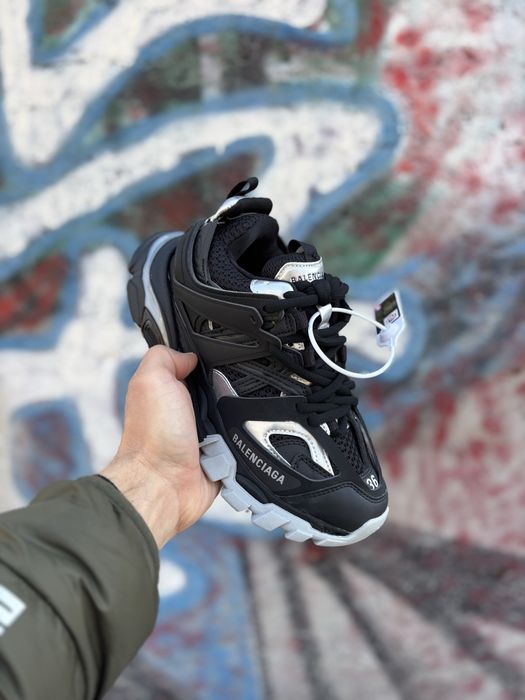 Жіночі кросівки  Balenciaga Track Trail Laces Grey Pink Black White