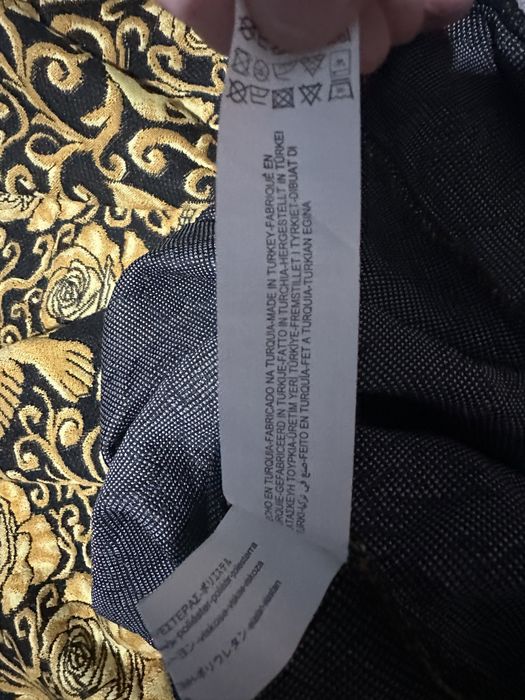 Кофта світшот Zara з черепами