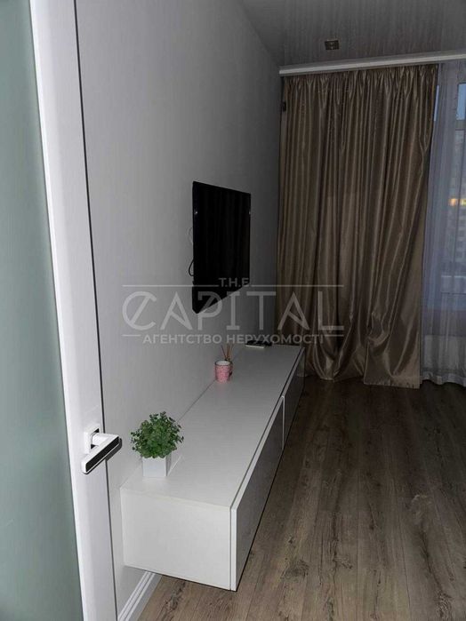 Оренда стильної квартири печерський район автономність центр укриття