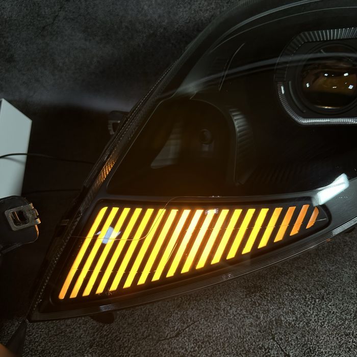 Фари Bi-Led,Renault Traffic, Opel Vivaro та Nissan Primastar 2007-2014 тюнінг, оченята, антихром