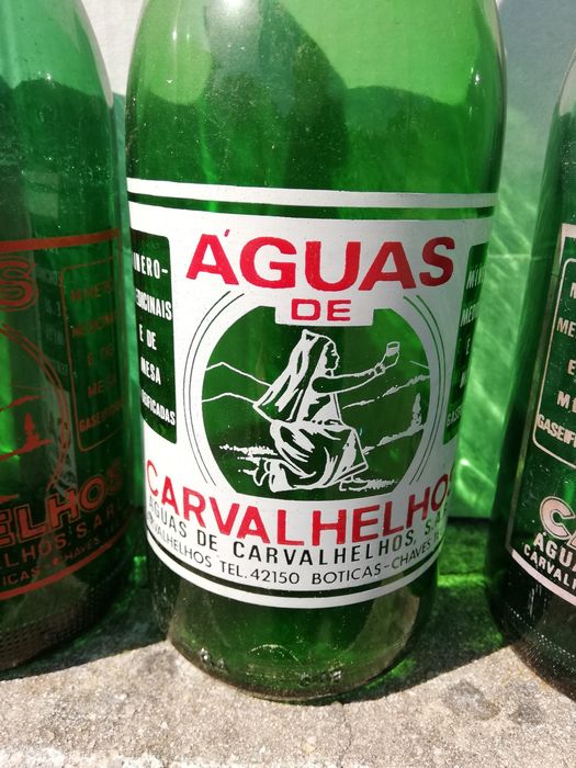 Para quem coleciona garrafas aqui tem uma boa oferta disto já não há