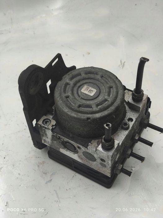 pompa abs przód volkswagen golf vii 3q0907379n
