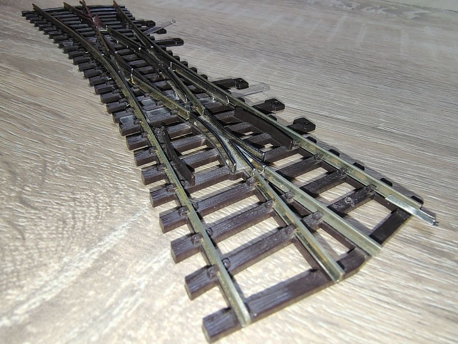 Rozjazd krzyżowy podwójny h0 Pilz(?)