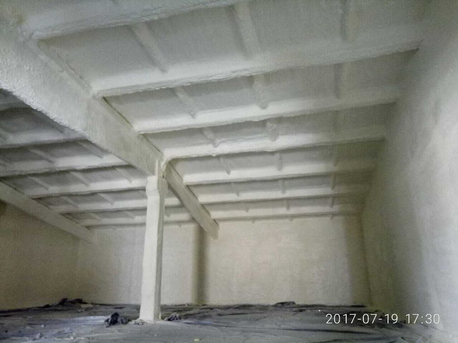 Пінополіуретан закрита комірка жорстка піна ППУ БАСФ утеплення