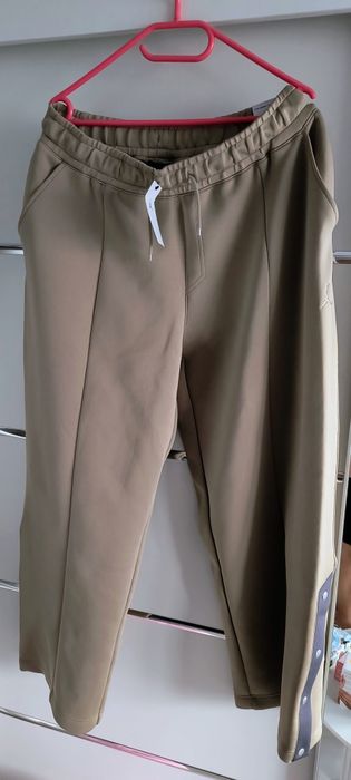 Spodnie Jordan xl 44/46 z szerokimi nogawkami