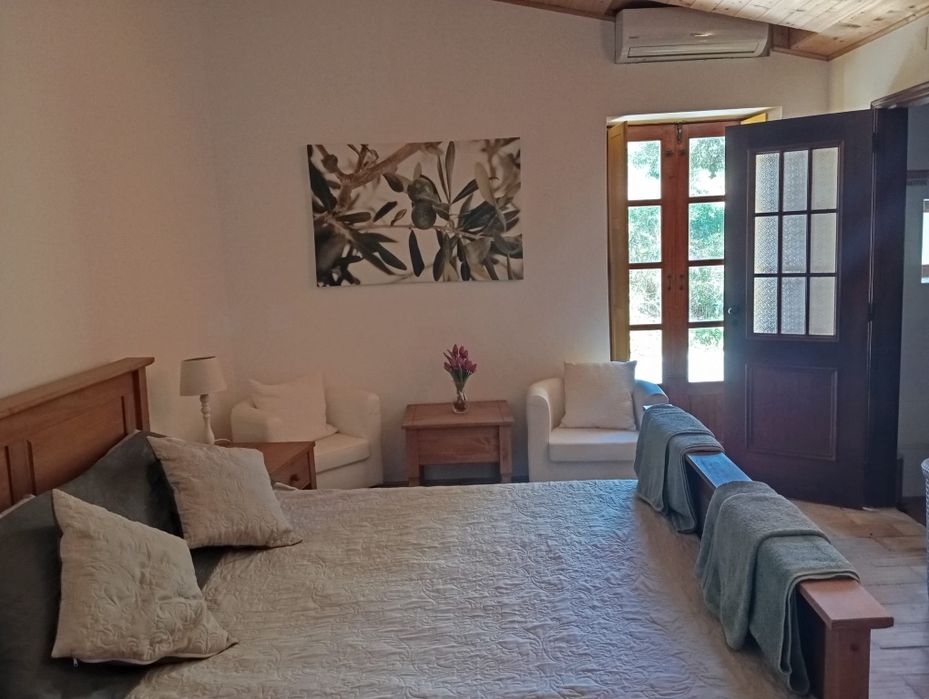 Large rural  house with private pool