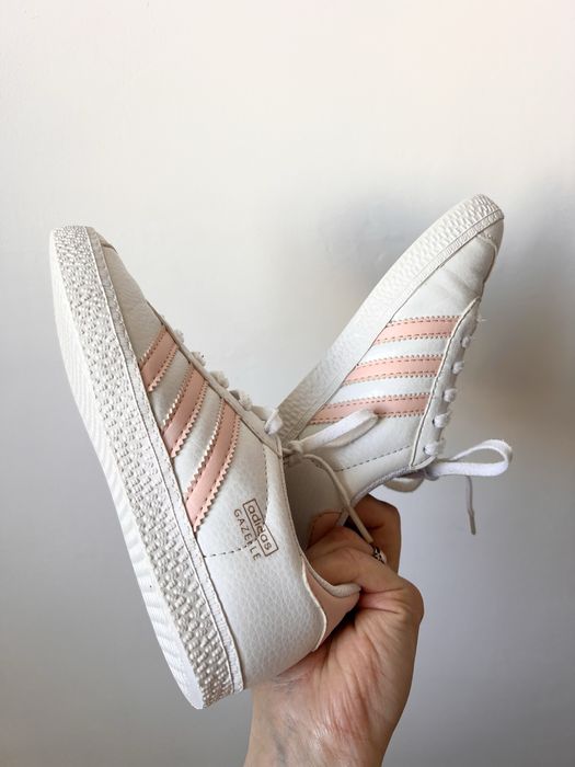 Кросівки adidas  розмір 30,5 устілка 19,5 см