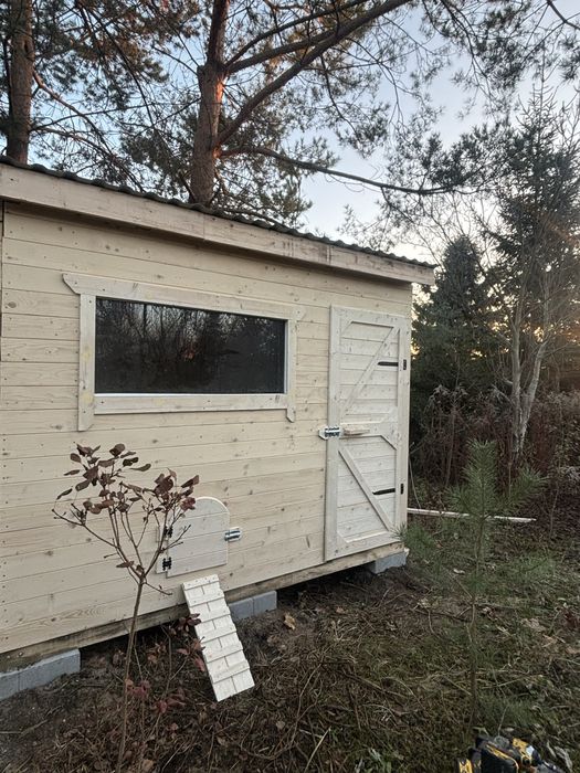 Stylowy wiejski kurnik dla kur