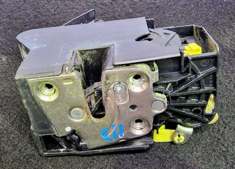 Fechadura / Fecho Porta Frente Esquerdo 805039362RF - DACIA LOGAN MCV II