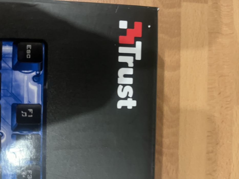 Teclado gamer com luzes