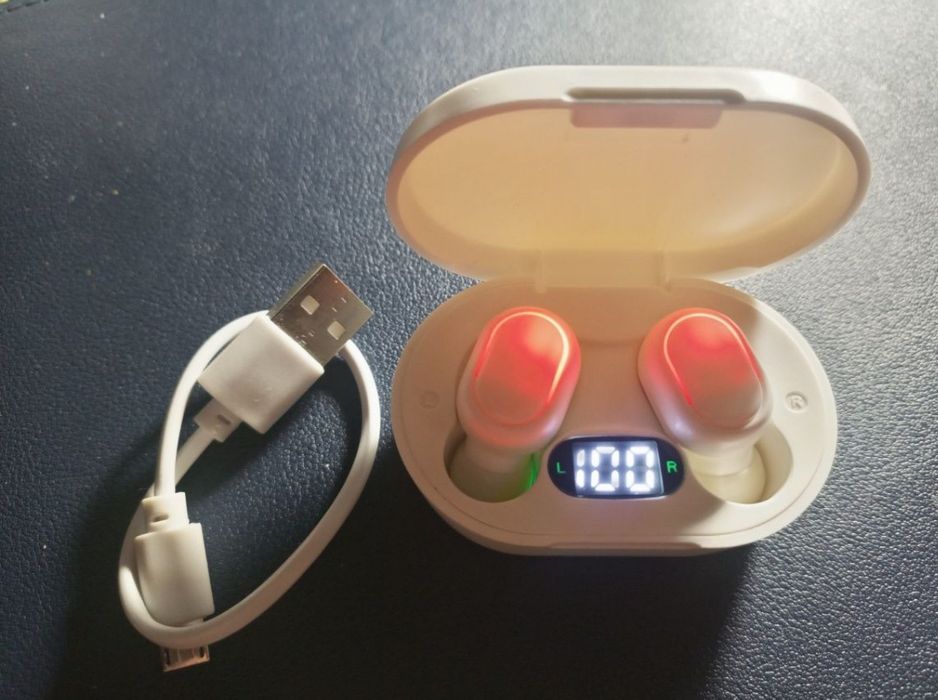 Наушники беспроводные новые