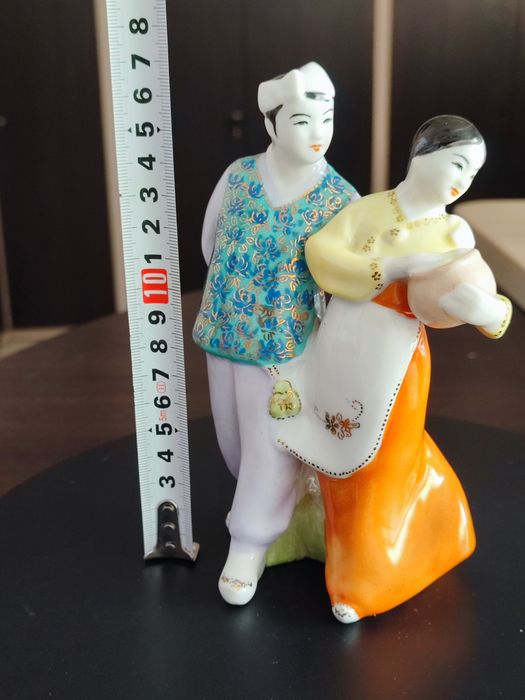 Stara Figurka porcelanowa 17 cm Japan