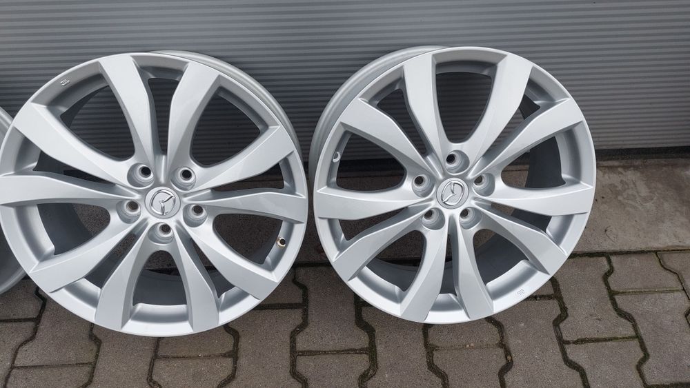 Oryginalne felgi mazda 18" 5x114,3 mazda 3,6,xc30,cx5 renault dacie
