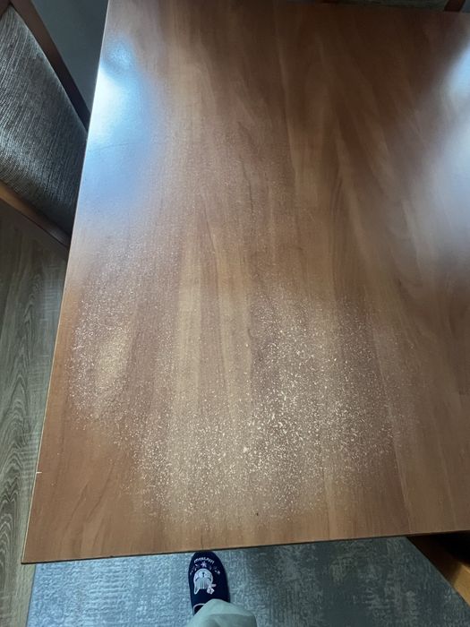 Stół rozkladany+ 6 krzeseł