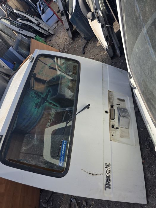 Tampa de mala ford transit