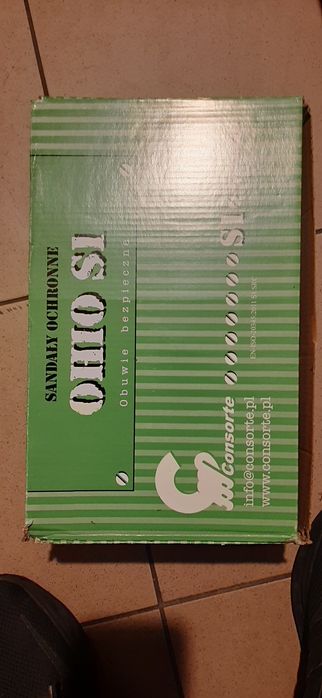 Sprzedam buty magazynowe